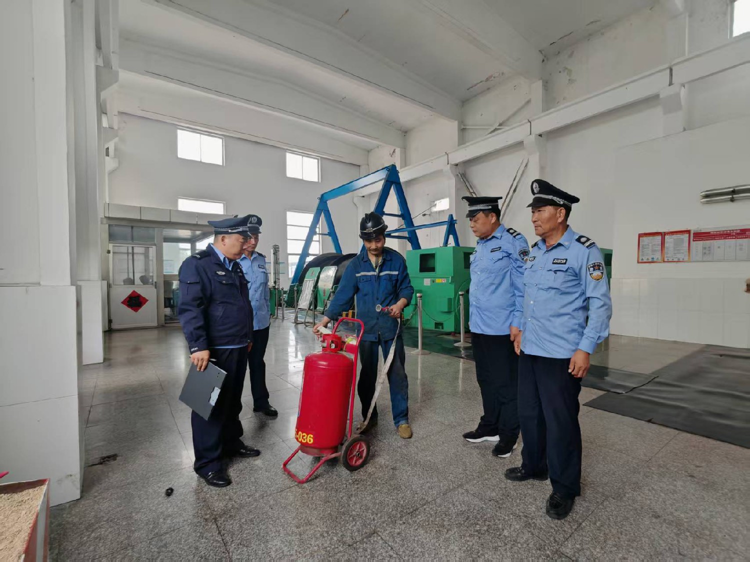 金達煤礦開展節(jié)日消防安全專項檢查